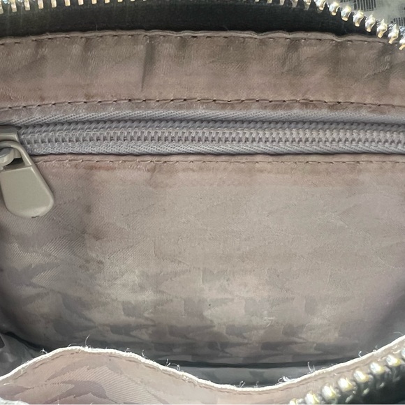 Lo & Sons Black Leather Waverly Convertible Bag Large - Picture 6 of 6